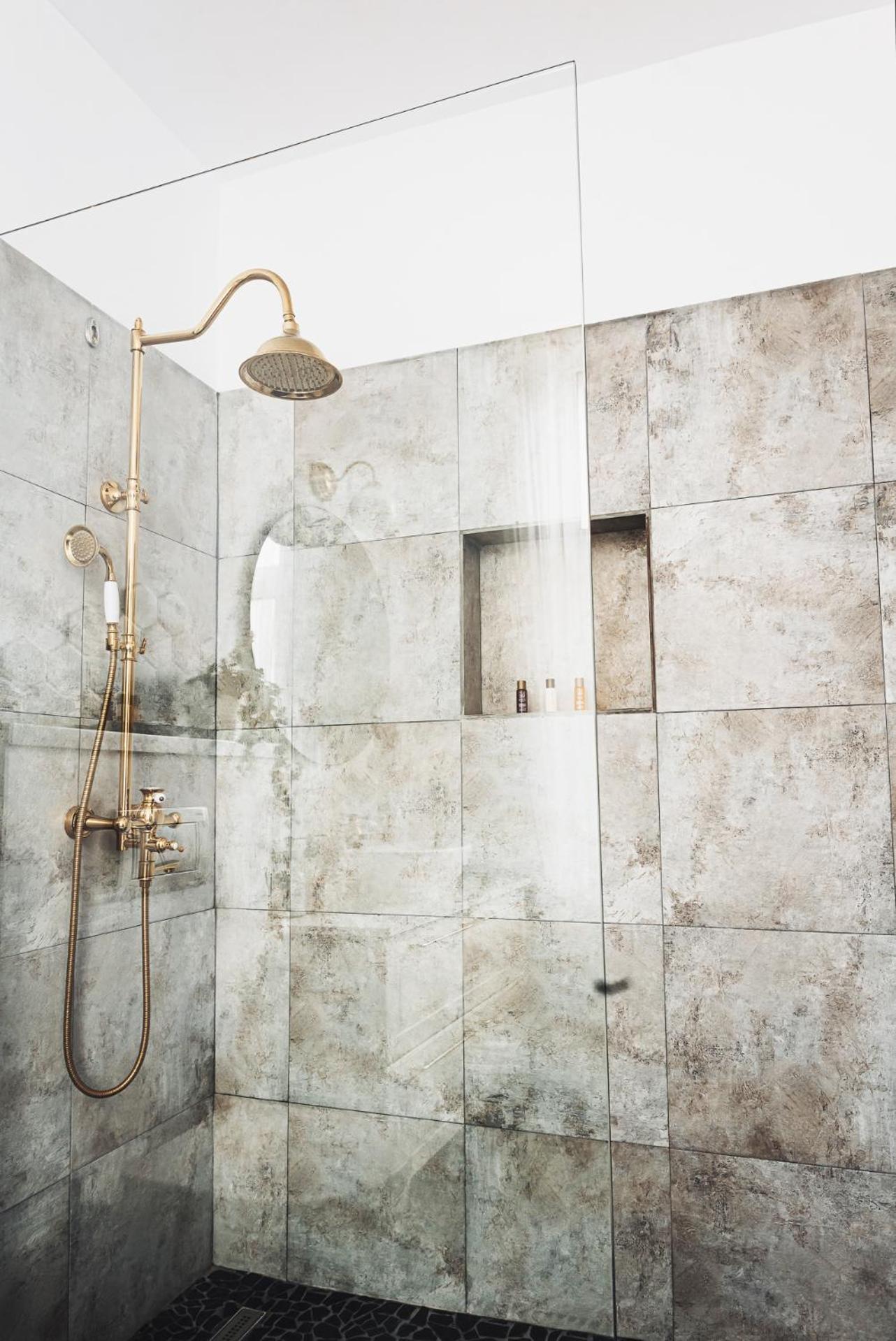 Voya Nordic Apartment-A Luxury Oasis In The Old Town Braşov Exterior foto
